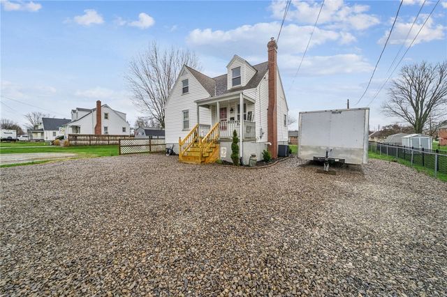 1109 Saint Clair St, Derry Twp, PA 15650