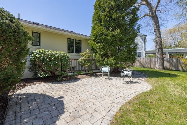 100 Elder Road, Needham, MA 02494