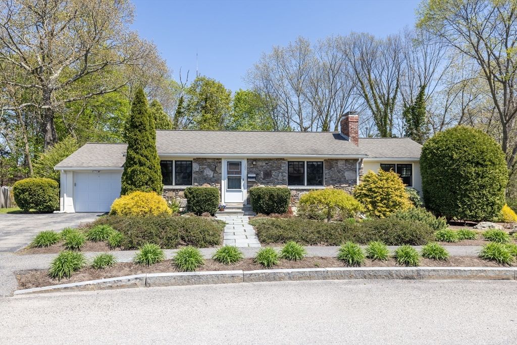 100 Elder Road, Needham, MA 02494
