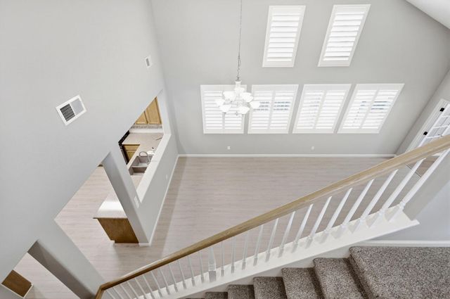 715 Deer Park Dr, Lincoln, CA 95648