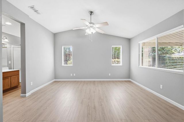 715 Deer Park Dr, Lincoln, CA 95648