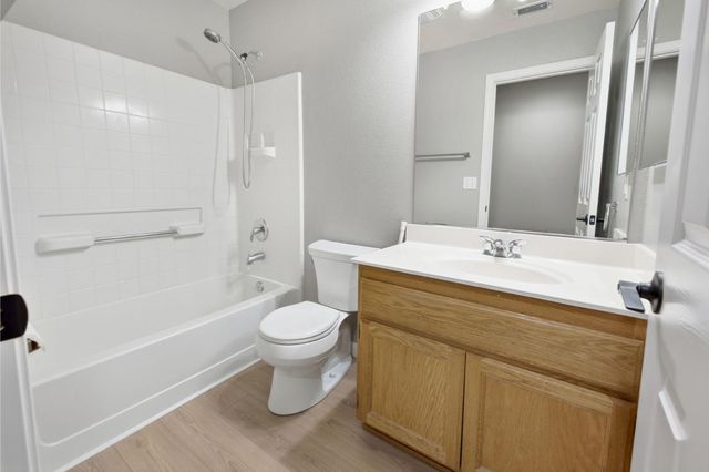 715 Deer Park Dr, Lincoln, CA 95648