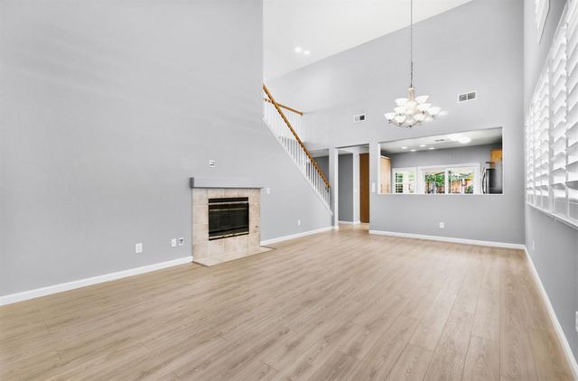 715 Deer Park Dr, Lincoln, CA 95648