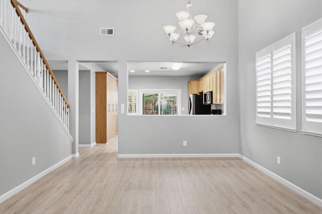 715 Deer Park Dr, Lincoln, CA 95648
