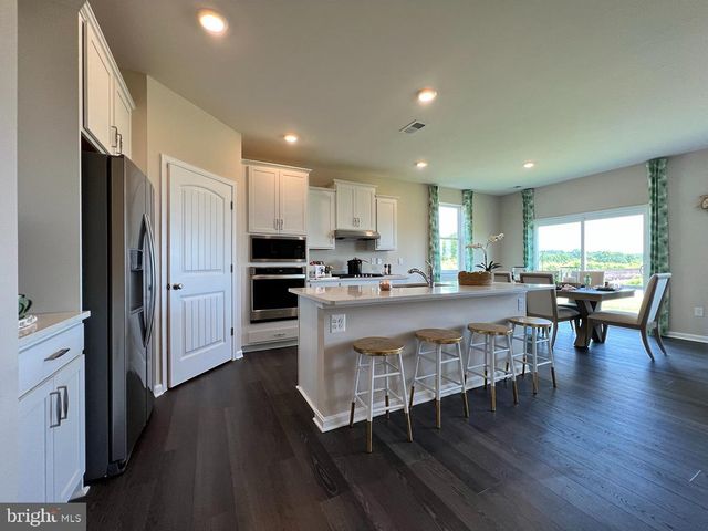 34332 EAST LAKE LN, Millville, DE 19967