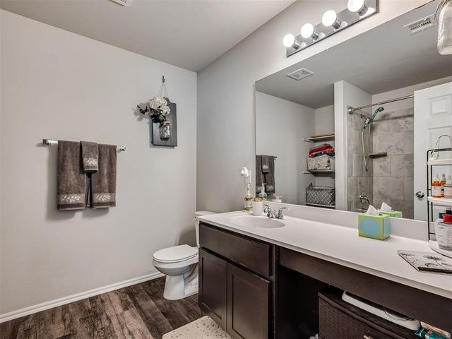 2009 Bosc Drive, Newcastle, OK 73065