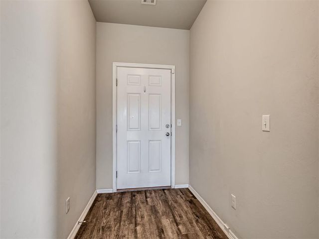 2009 Bosc Drive, Newcastle, OK 73065