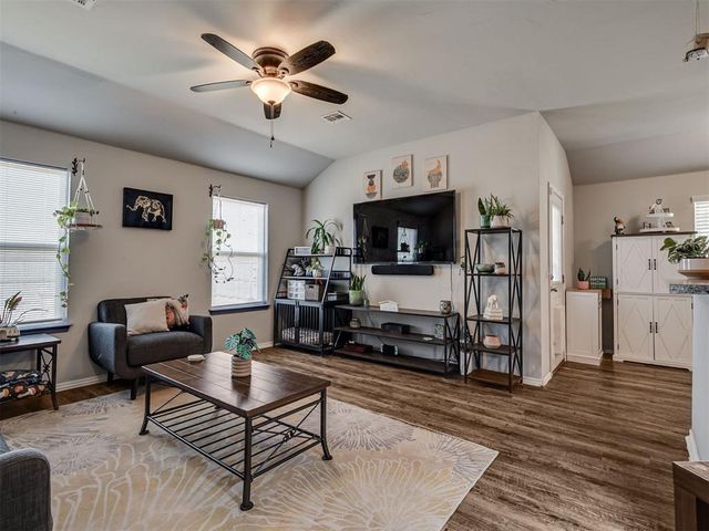 2009 Bosc Drive, Newcastle, OK 73065