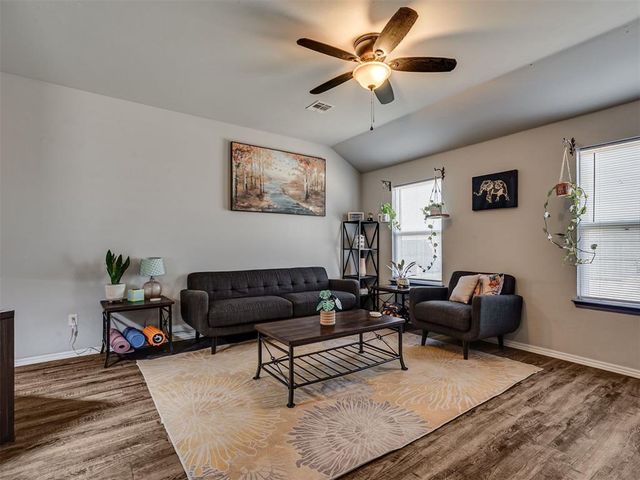 2009 Bosc Drive, Newcastle, OK 73065