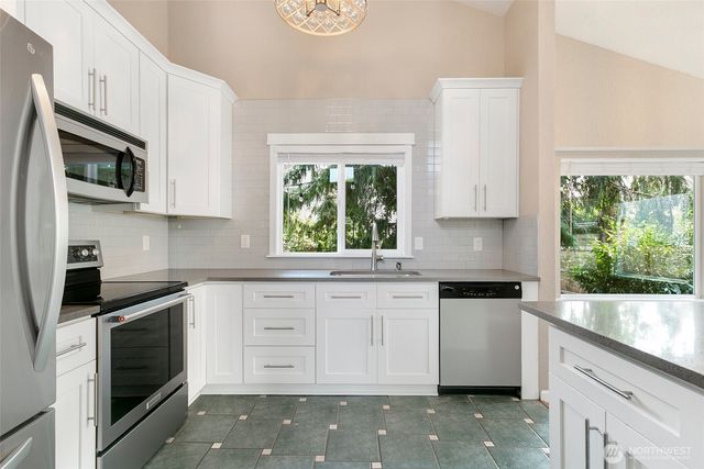 19849 SE 267th Place, Covington, WA 98042