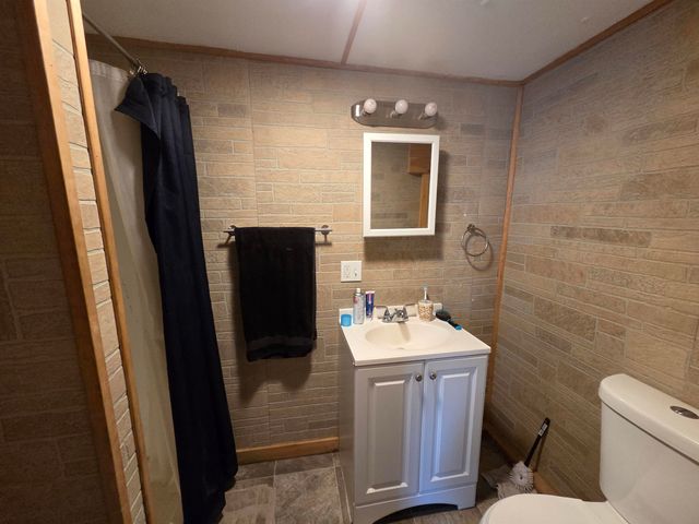 557 Fernwood Farms Road, Canaan, NH 03741