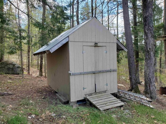 557 Fernwood Farms Road, Canaan, NH 03741