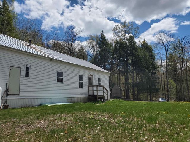 557 Fernwood Farms Road, Canaan, NH 03741