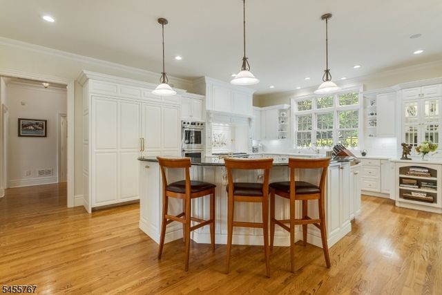 19 Heritage Ct, Bernardsville Boro, NJ 07931