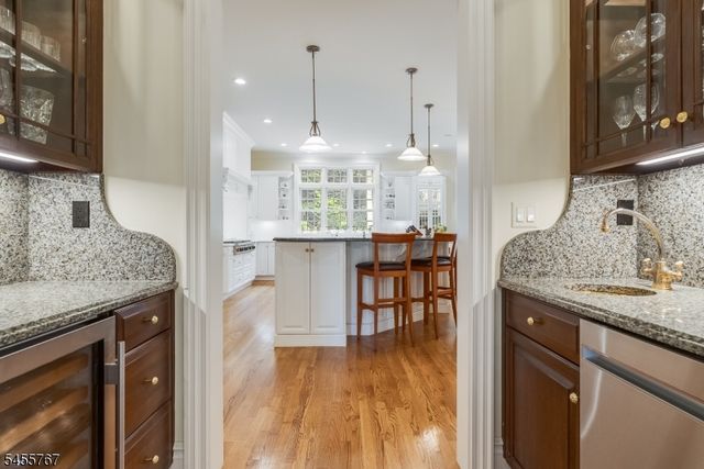 19 Heritage Ct, Bernardsville Boro, NJ 07931