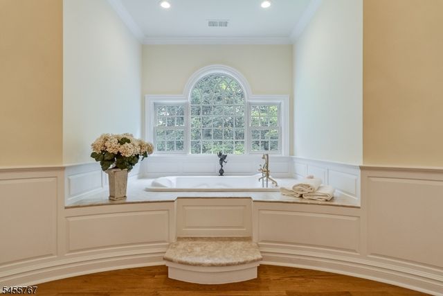 19 Heritage Ct, Bernardsville Boro, NJ 07931