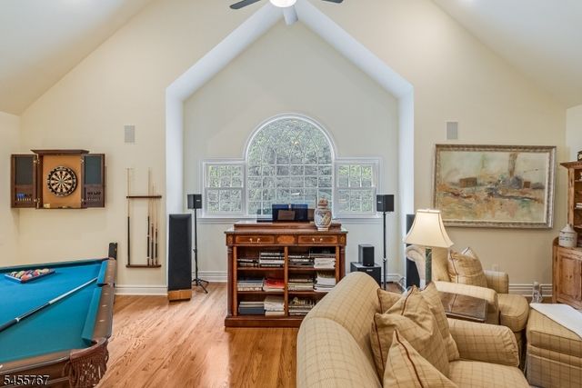 19 Heritage Ct, Bernardsville Boro, NJ 07931