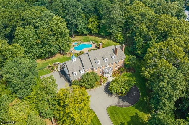19 Heritage Ct, Bernardsville Boro, NJ 07931