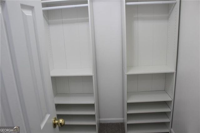 505 Towne Ridge Way, Woodstock, GA 30188