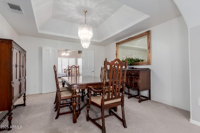 11820 S WARPAINT Drive, Phoenix, AZ 85044