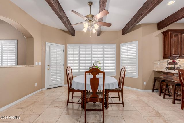 11820 S WARPAINT Drive, Phoenix, AZ 85044