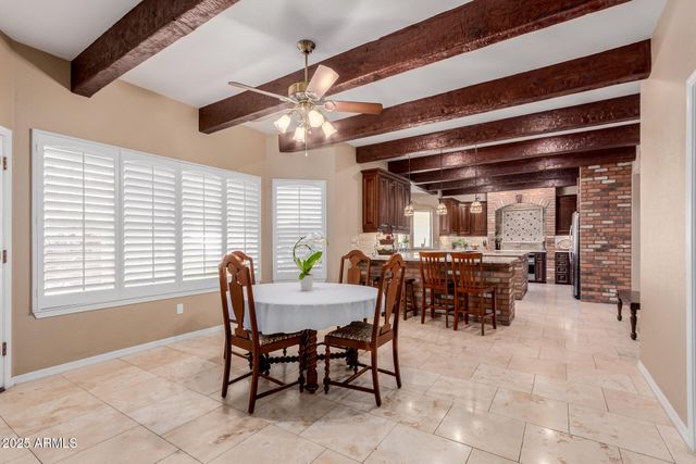 11820 S WARPAINT Drive, Phoenix, AZ 85044