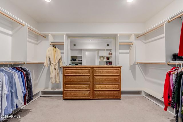 11820 S WARPAINT Drive, Phoenix, AZ 85044