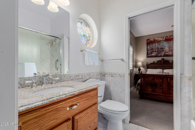 11820 S WARPAINT Drive, Phoenix, AZ 85044