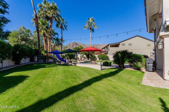 11820 S WARPAINT Drive, Phoenix, AZ 85044