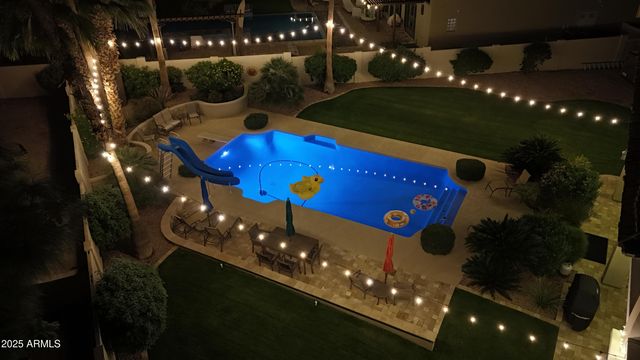 11820 S WARPAINT Drive, Phoenix, AZ 85044