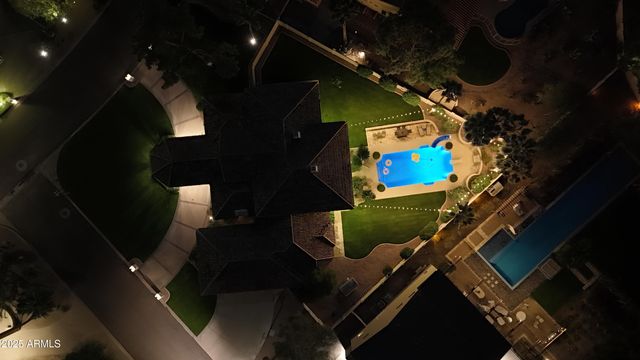 11820 S WARPAINT Drive, Phoenix, AZ 85044