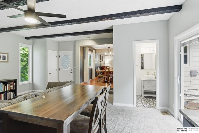 9762 Grover Street, Omaha, NE 68124