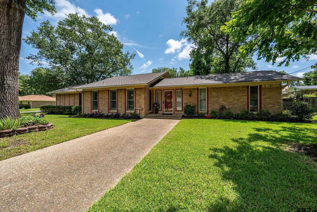 2600 Boldt, Tyler, TX 75701