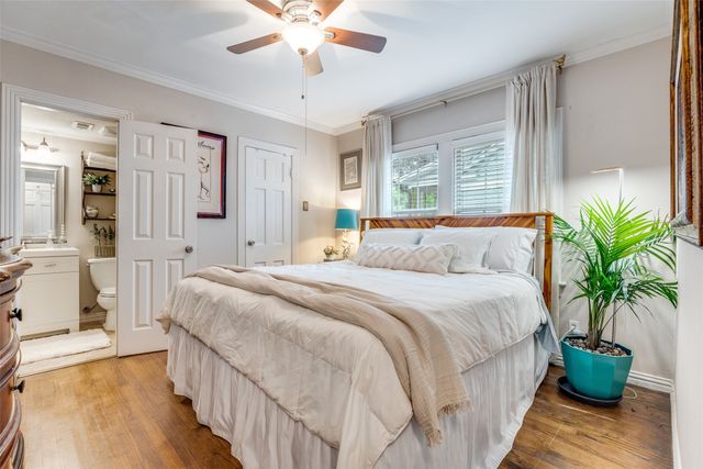 118 N Briscoe Boulevard, Dallas, TX 75211