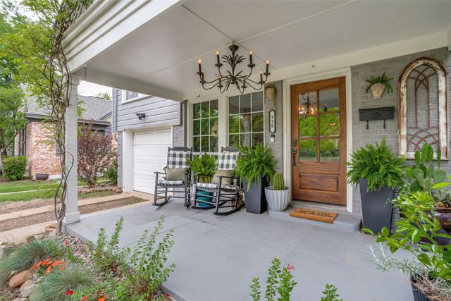 118 N Briscoe Boulevard, Dallas, TX 75211