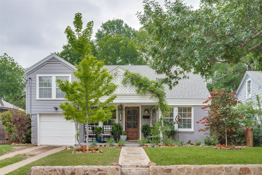 118 N Briscoe Boulevard, Dallas, TX 75211