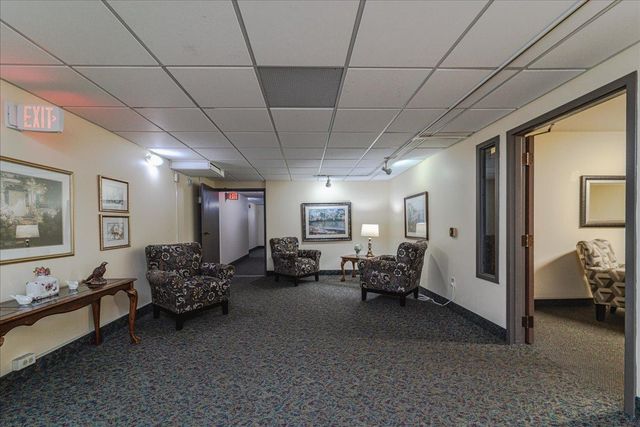 2601 Kenzie Terrace 519, Saint Anthony, MN 55418