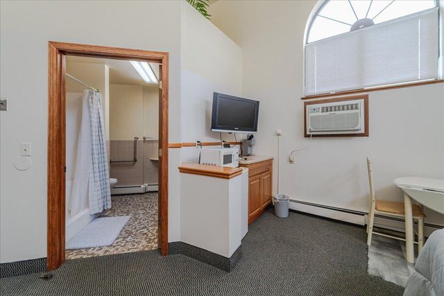 2601 Kenzie Terrace 519, Saint Anthony, MN 55418