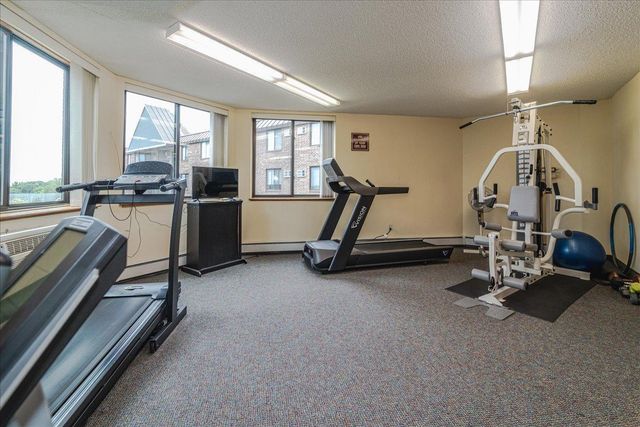 2601 Kenzie Terrace 519, Saint Anthony, MN 55418