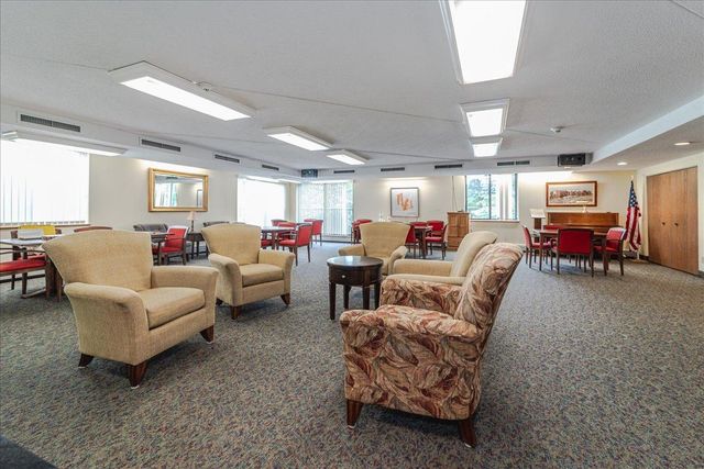 2601 Kenzie Terrace 519, Saint Anthony, MN 55418