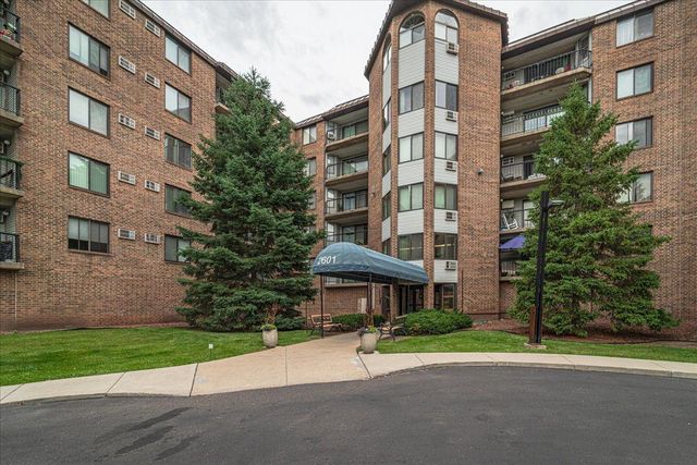 2601 Kenzie Terrace 519, Saint Anthony, MN 55418