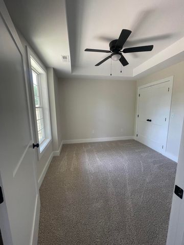 104 Cedarwood Drive, Lancaster, KY 40444