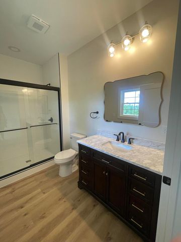 104 Cedarwood Drive, Lancaster, KY 40444