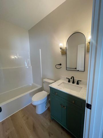 104 Cedarwood Drive, Lancaster, KY 40444