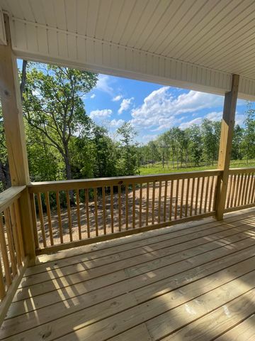 104 Cedarwood Drive, Lancaster, KY 40444