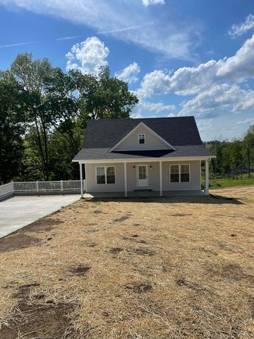 104 Cedarwood Drive, Lancaster, KY 40444