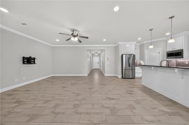 730 Winston Place, Centerton, AR 72719