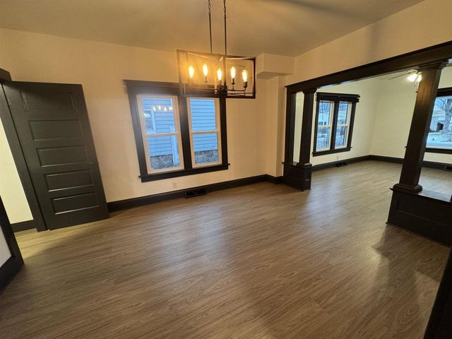 618 E DIVISION STREET, Shawano, WI 54166