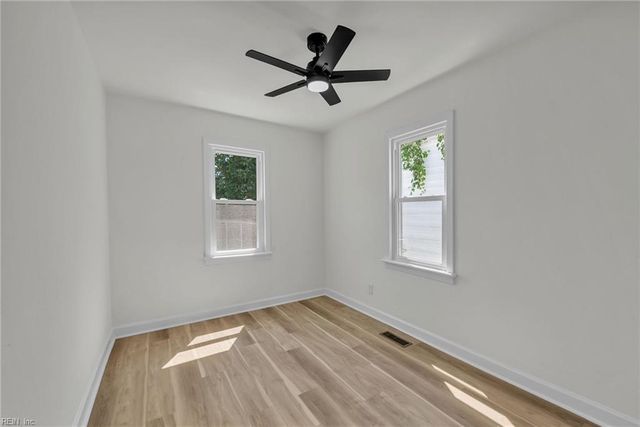 2801 Evergreen PL, Portsmouth, VA 23704