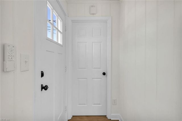 2801 Evergreen PL, Portsmouth, VA 23704